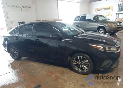 2022 Kia Forte Lxs from USA, damaged, VIN 3KPF24AD8NE424781